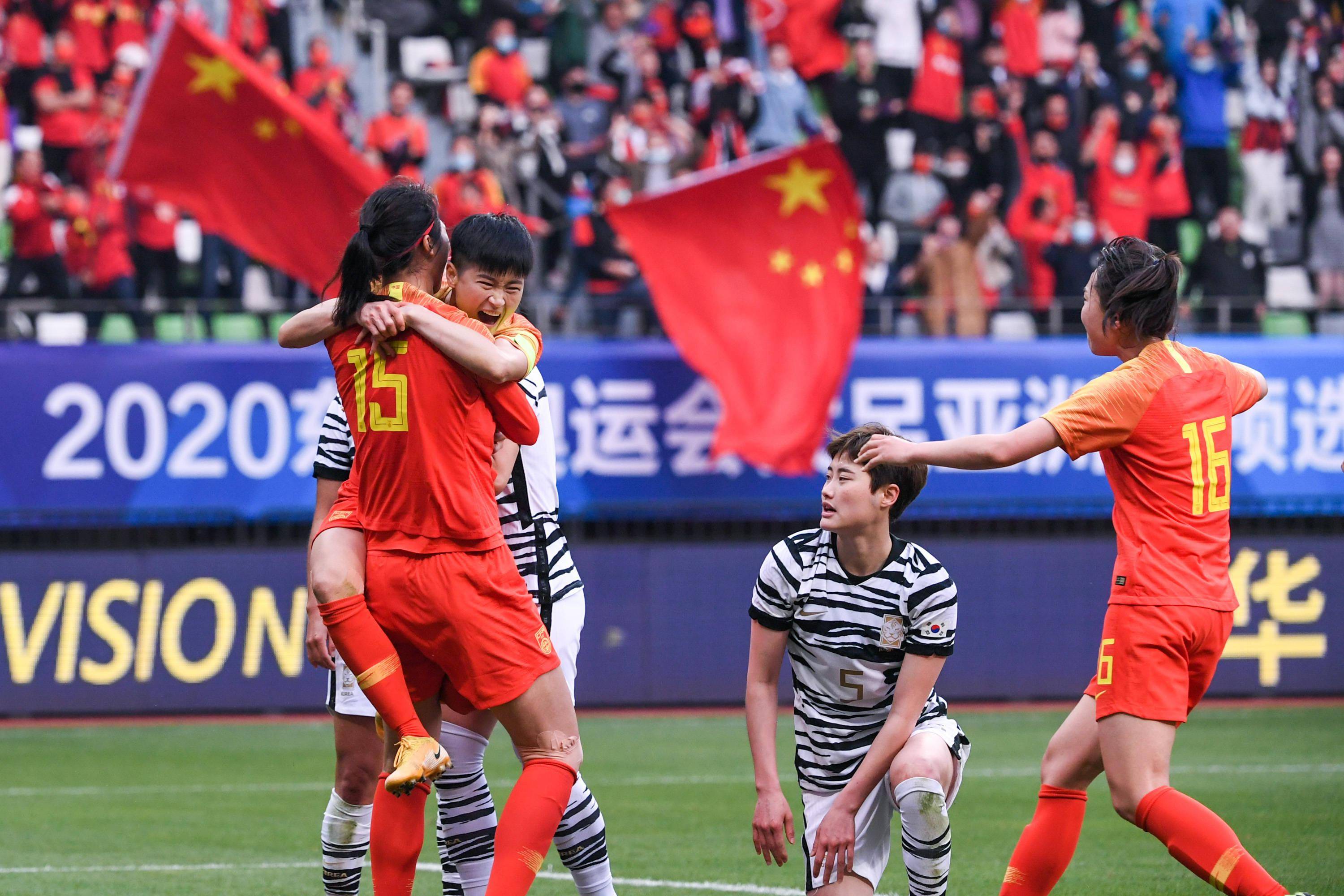 关于球队备战金杯赛,国家女足训练热情高涨的信息 关于球队备战金杯赛,国家女足训练热情高涨的信息